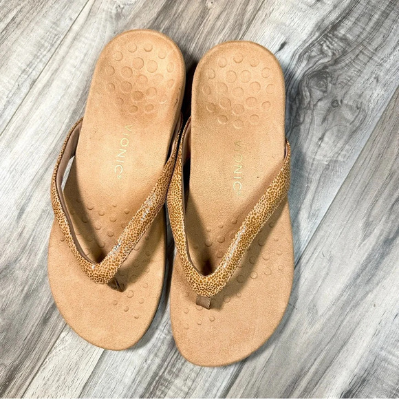 NWOT Vionic Dillon Toe Post Sandal - Cognac Lizard - Picture 4 of 6